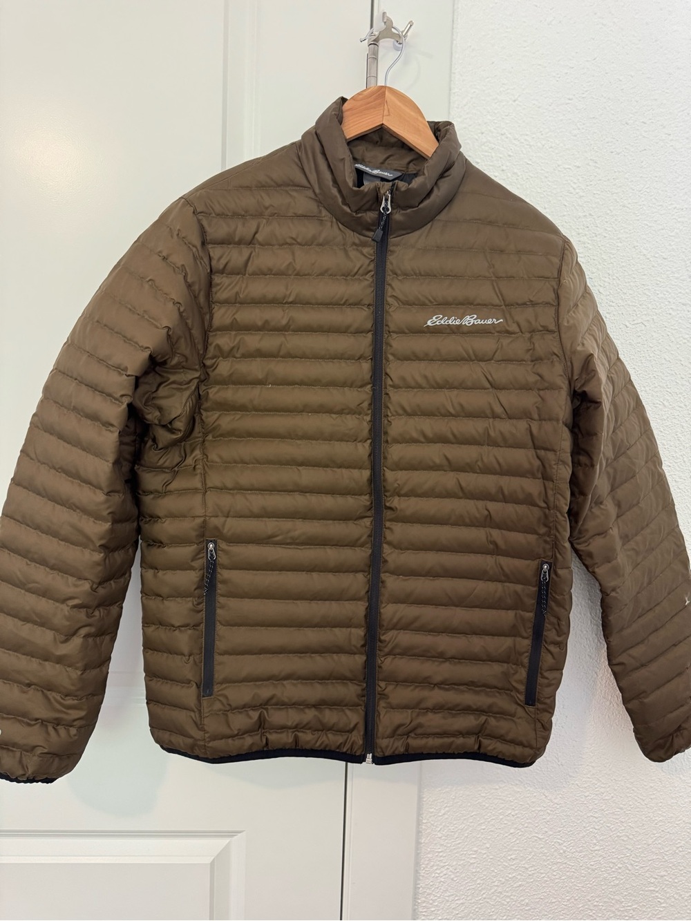 Eddie Bauer Men's Olive Packable Down Jacket Medium